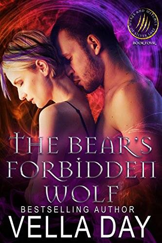 The Bear's Forbidden Wolf: Hidden Realms: A Hot Paranormal Fantasy